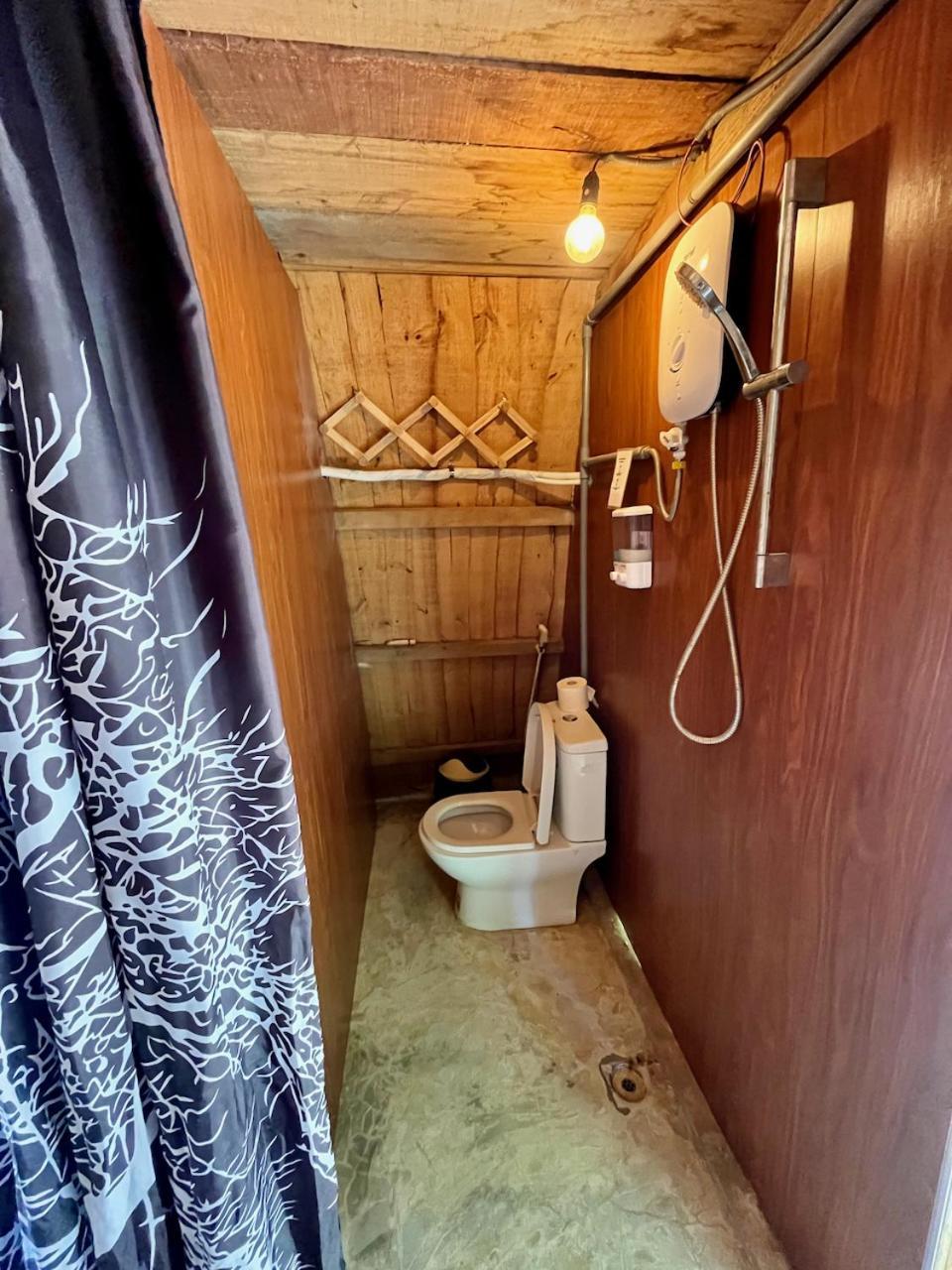 Nguyen Shack Retreat Resort フォンニャ エクステリア 写真