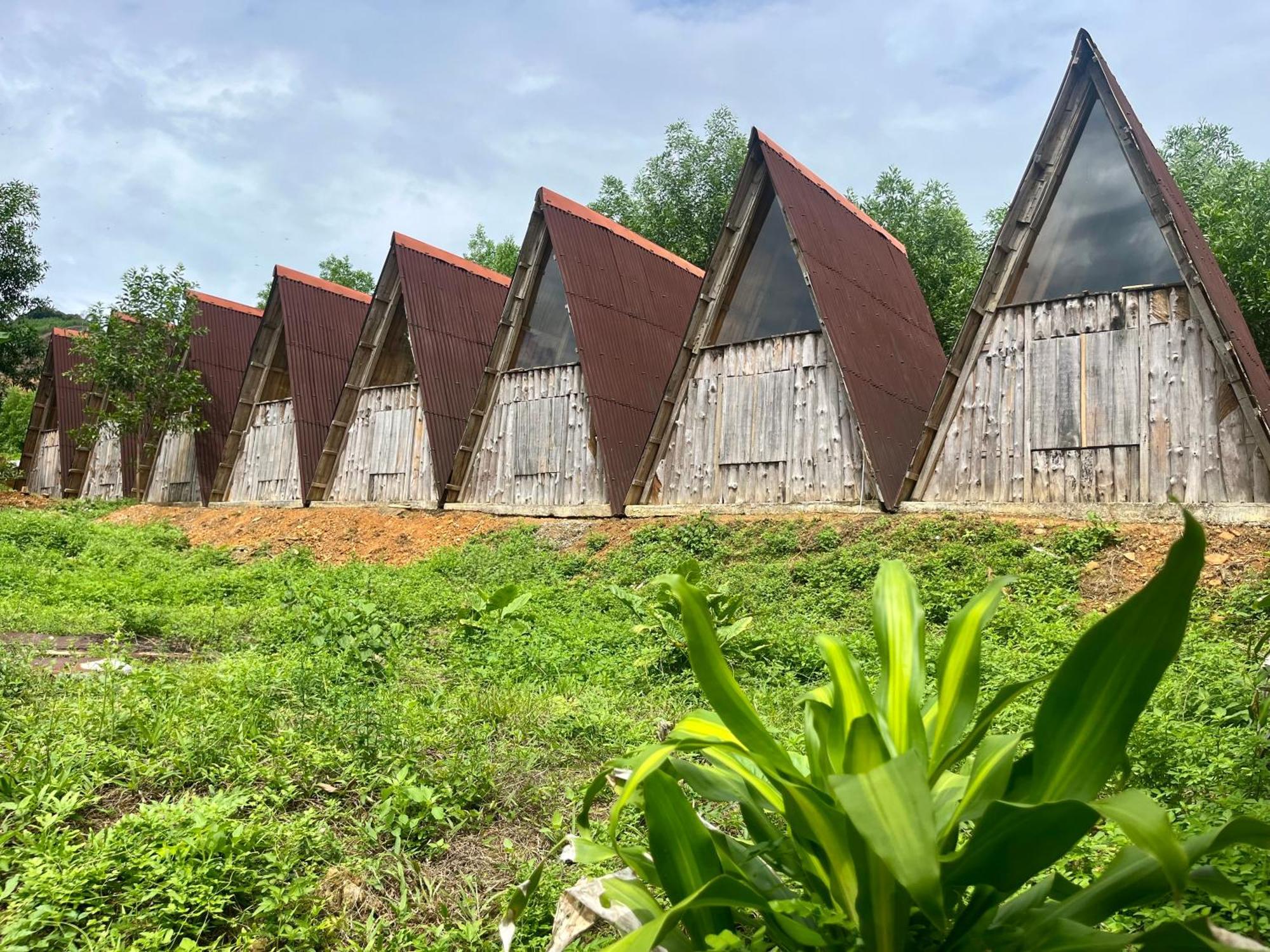 Nguyen Shack Retreat Resort フォンニャ エクステリア 写真