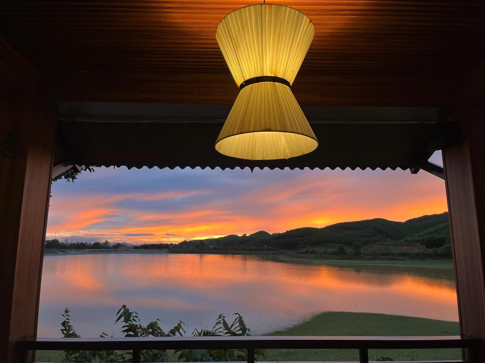 Nguyen Shack Retreat Resort フォンニャ エクステリア 写真