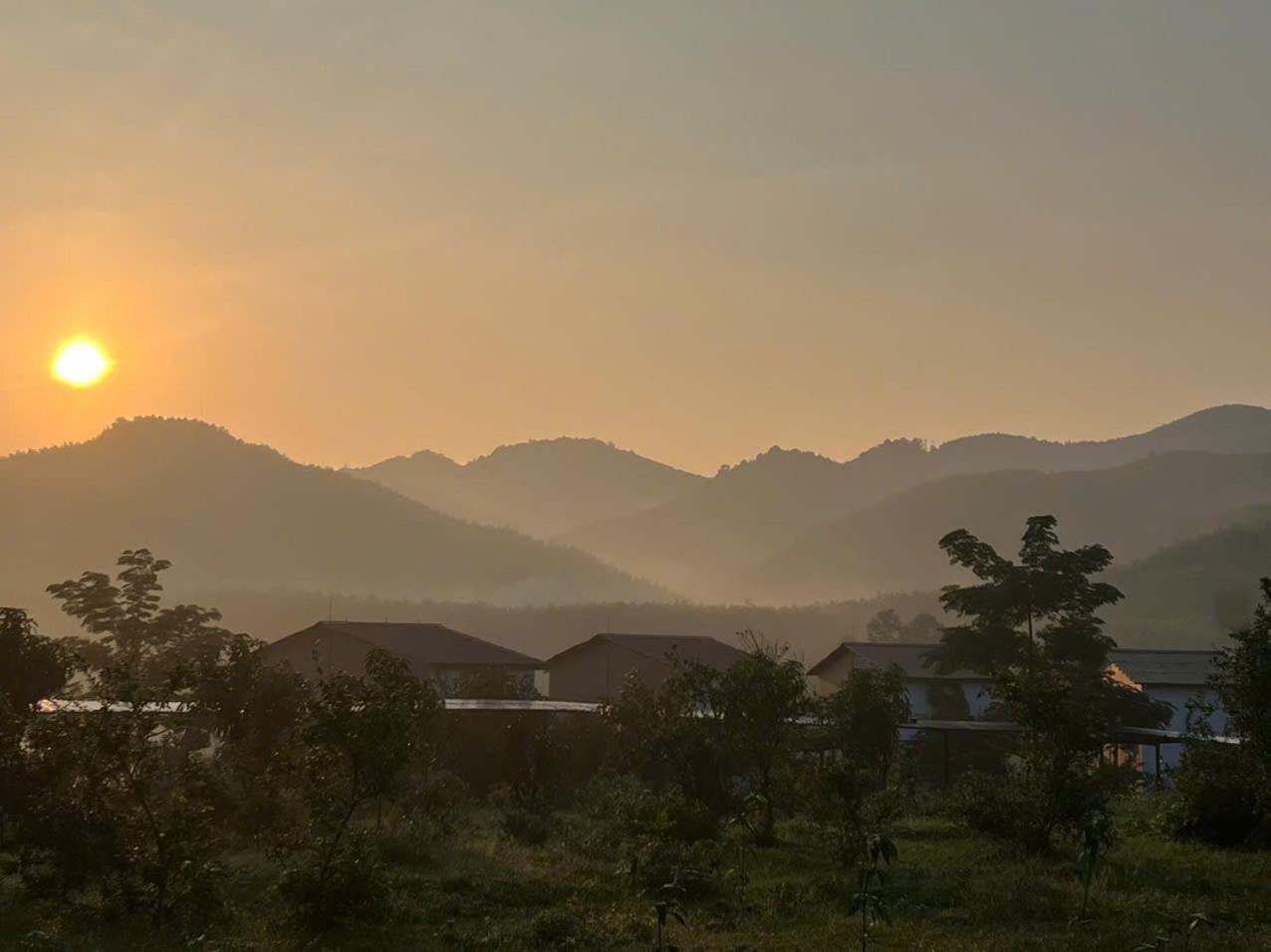 Nguyen Shack Retreat Resort フォンニャ エクステリア 写真